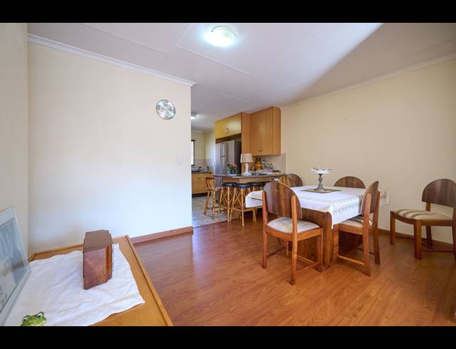 3 BEDROOM TOWNHOUSE FOR SALE IN KYALAMI HILLS